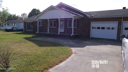 207 N Kennedy St, Beulaville, NC, 28518-8795 | Card Image