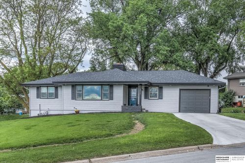 3432 N 206th St, Elkhorn, NE, 68022-7013 | Card Image