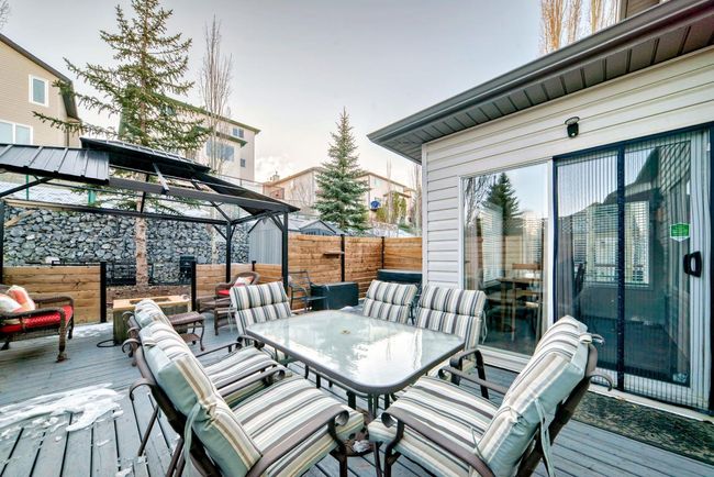 39 Bow Ridge Drive, House other with 3 bedrooms, 4 bathrooms and 2 parking in Cochrane AB | Image 13