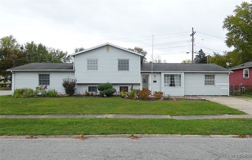 17 Pamela Dr, Depew, NY, 14043-2110 | Card Image