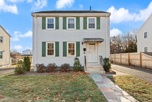 83 Dean St, Norwood, MA, 02062-4507 | Card Image