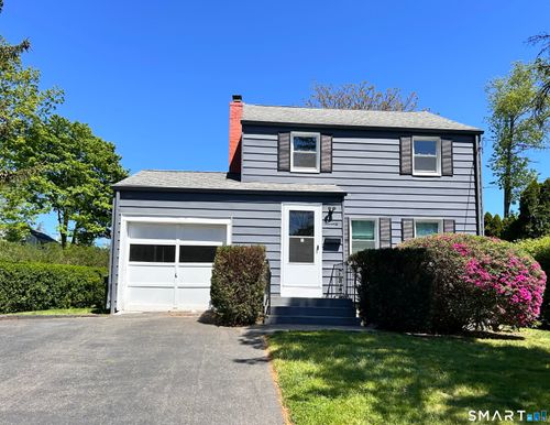 70 Guilford Dr, Bridgeport, CT, 06606-1228 | Card Image