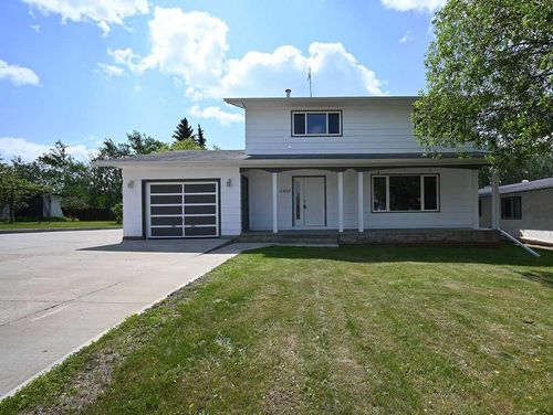 5300 43 Avenue, Athabasca, AB, T9S1J7 | Card Image