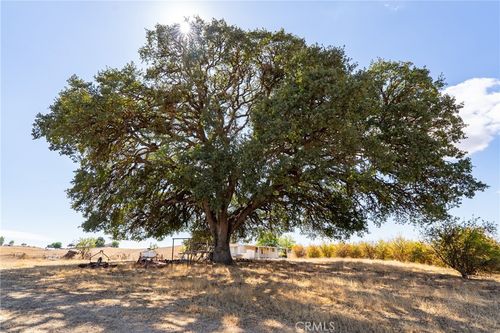 27 Wellsona Rd, Paso Robles, CA, 93446 | Card Image