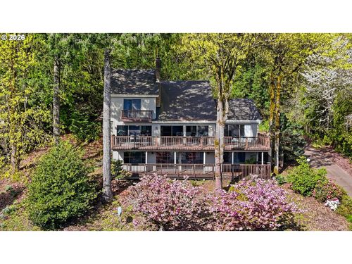 17941 Meadowlark Ln, Lake Oswego, OR, 97034-7521 | Card Image