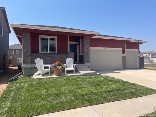 209 Sugar Beet Ln, Berthoud, CO, 80513-3859 | Card Image
