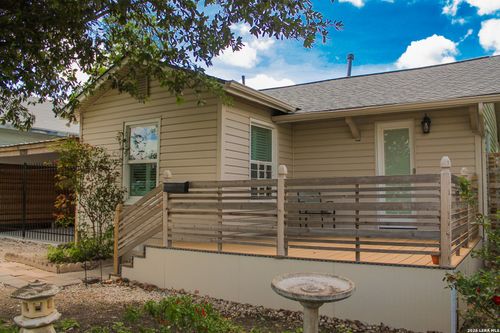 1210 W Summit Ave, San Antonio, TX, 78201-5657 | Card Image