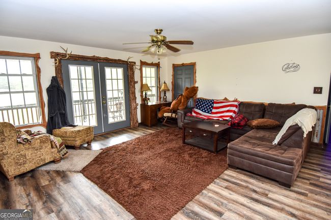 387 Fredonia Church Rd, Home with 3 bedrooms, 2 bathrooms and 2 parking in BARNESVILLE GA | Image 10