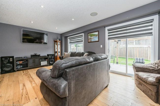 491 St Moritz Ave, House other with 4 bedrooms, 4 bathrooms and 3 parking in Waterloo ON | Image 5