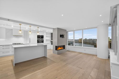 1603-33 Smithe St, Vancouver, BC, V6B0B5 | Card Image