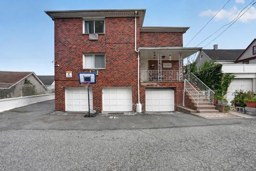 1b-9052 New York Ave, North Bergen, NJ, 07047-6152 | Card Image