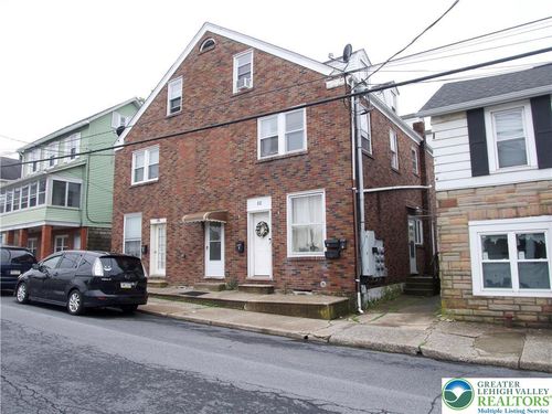 2-86 Garibaldi Ave, Roseto, PA, 18013-1328 | Card Image
