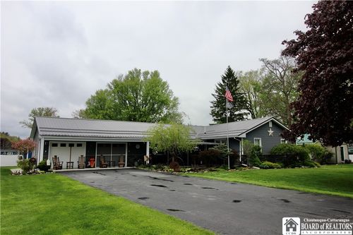 3941 S Nesmith Ave, Bemus Point, NY, 14712-9607 | Card Image