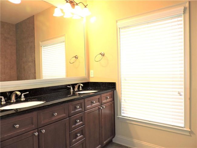 322 Perimeter Walk, Townhouse with 3 bedrooms, 3 bathrooms and null parking in Dunwoody GA | Image 30