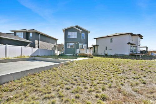143 Dawson Wharf Rise, House with 3 bedrooms, 3 bathrooms and 5 parking in Chestermere AB | Card Image
