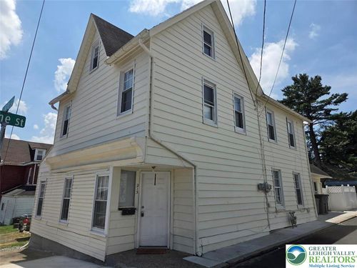 213 N 8th St, EASTON, PA, 18042-3457 | Card Image
