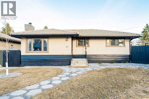 2018 Cottonwood Crescent Se, Calgary, AB, T2B1T1 | Card Image