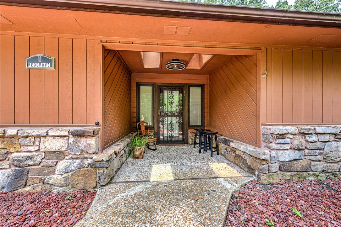 Redgrave Ln, Bella Vista, AR 72715