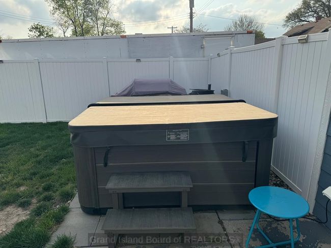 201 E Pine St, House other with 5 bedrooms, 2 bathrooms and 4 parking in Doniphan NE | Image 44
