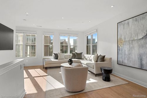 501 Lewis St, Birmingham, MI, 48009-6563 | Card Image