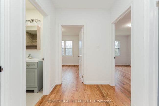 47 Tinder Cres, House other with 4 bedrooms, 2 bathrooms and 4 parking in North York ON | Image 30