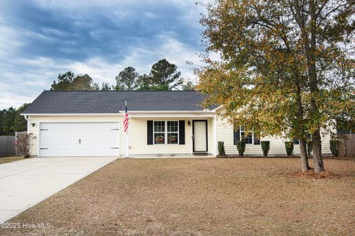 166 Ashbury Park Ln, Richlands, NC, 28574-7448 | Card Image