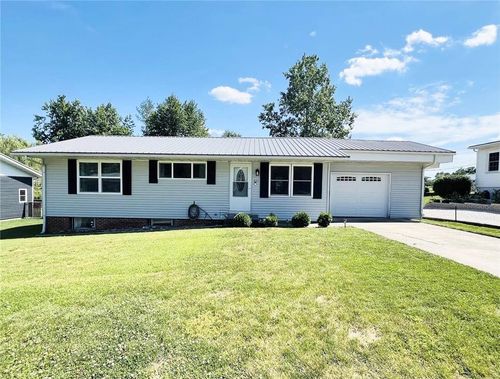 517 W Olive St, Palmyra, MO, 63461-1469 | Card Image
