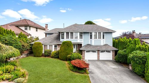 2215 Sorrento Dr, Coquitlam, BC, V3K6H6 | Card Image