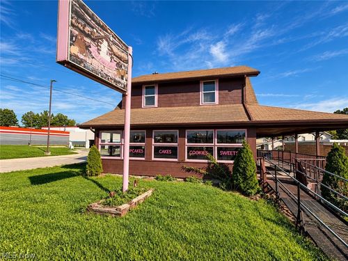 5416 Mahoning Ave, Youngstown, OH, 44515-2418 | Card Image