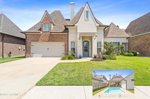 238 Santander Dr, Youngsville, LA, 70592-2001 | Card Image