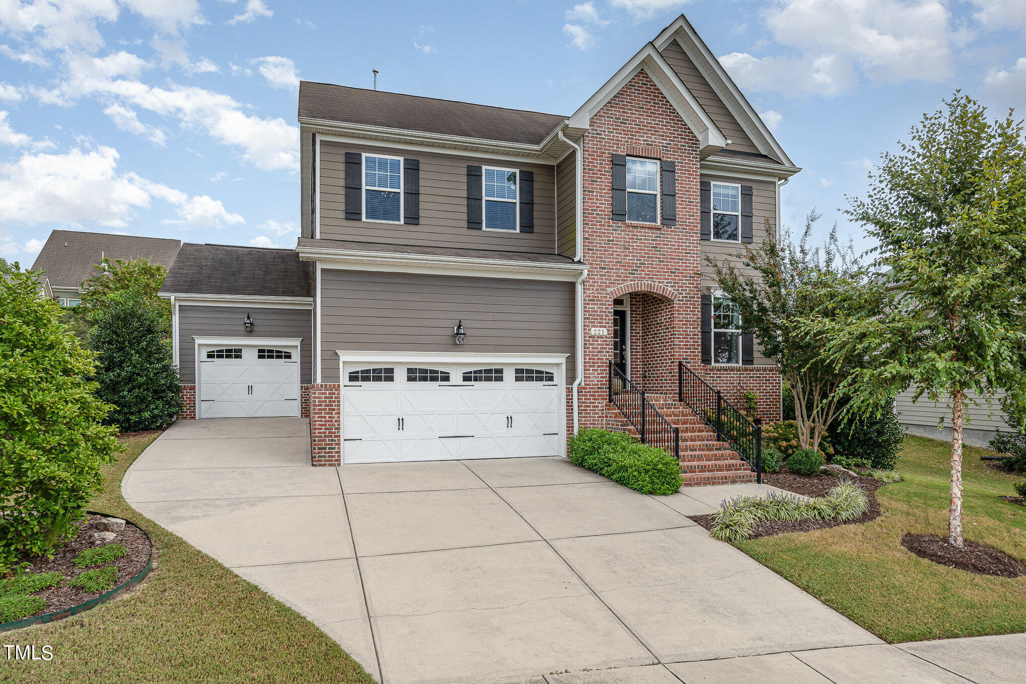 Tazwell Hall Ln, Wake Forest, NC 27587