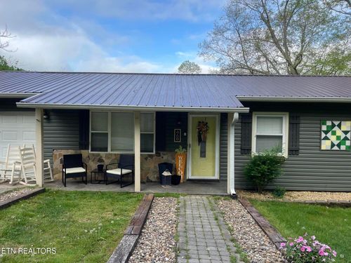 468 Poplar Ave, Jellico, TN, 37762-2361 | Card Image