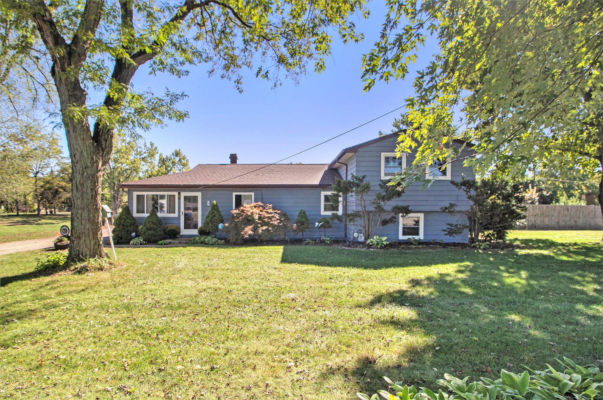 Savage Rd, Van Buren Township, MI 48111