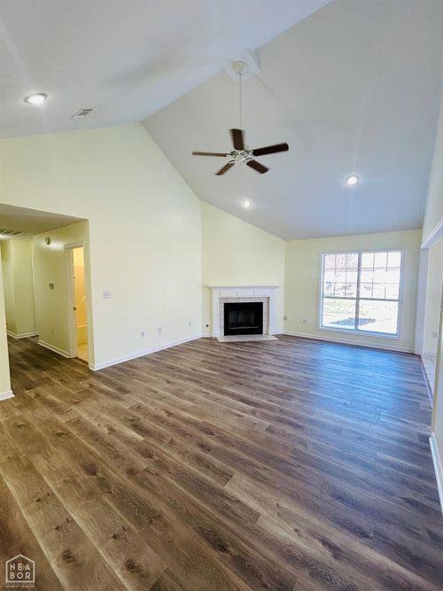 1628 Crepe Myrtle Dr, Jonesboro, AR, 72405-7898 | Card Image