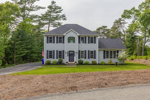 7 Great Pines Dr, Bourne, MA, 02532-2251 | Card Image