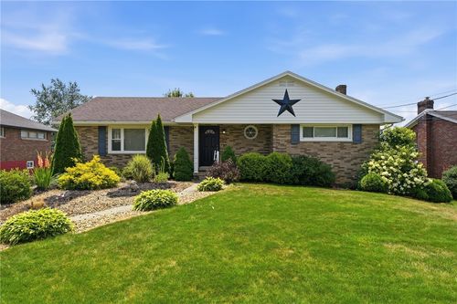 125 W Rockenstein Ave, Butler, PA, 16001-3334 | Card Image