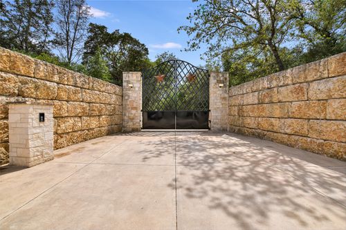 2187 Highway 290 E, Mcdade, TX, 78650-5332 | Card Image