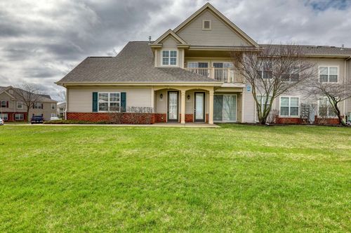 W206N16708 Blackberry Circle, Jackson, WI, 53037 | Card Image