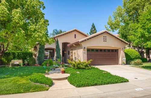 320 Leckenby Way, Folsom, CA, 95630 | Card Image
