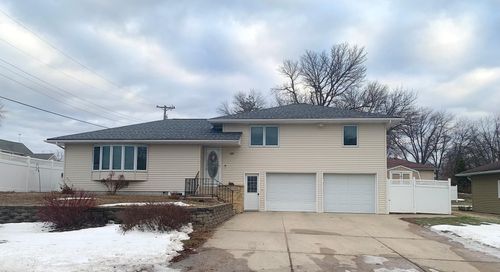 103 Calm Ct Sw, Mapleton, MN, 56065-2025 | Card Image