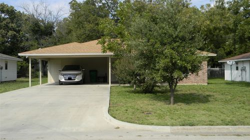 1405 Cherry St, Gainesville, TX, 76240-5031 | Card Image