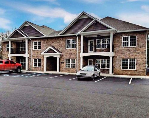 407 Olympic Ln, Fairmont, WV, 26554-8017 | Card Image