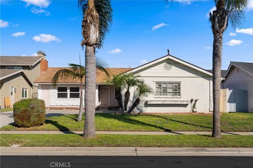8342 Fontainbleau Way, Cypress, CA, 90630-2033 | Card Image