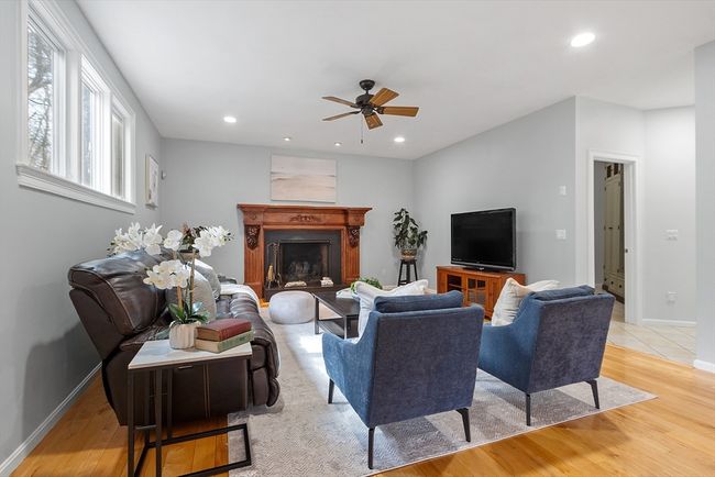 124 Nonset Path, House other with 4 bedrooms, 4 bathrooms and 6 parking in Acton MA | Image 16
