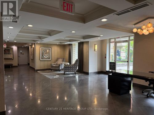 202-451 Rosewell Ave, Toronto, ON, M4R2H8 | Card Image