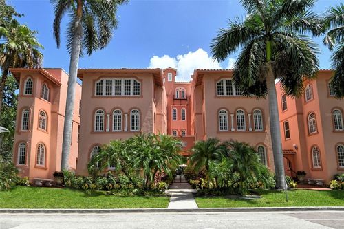 305-1221 N Palm Ave, SARASOTA, FL, 34236-5624 | Card Image