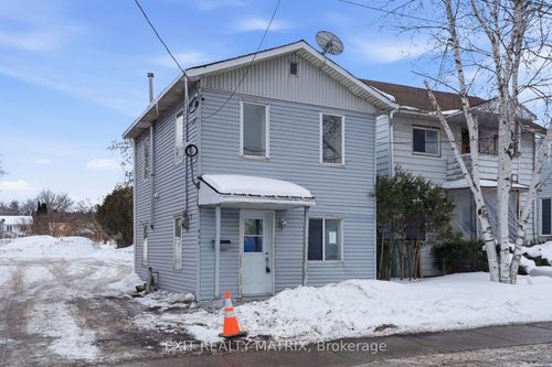 972 Main St E, Hawkesbury, ON, K6A1B7 | Card Image