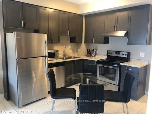 705-2486 Old Bronte Rd, Oakville, ON, L6M0Y4 | Card Image