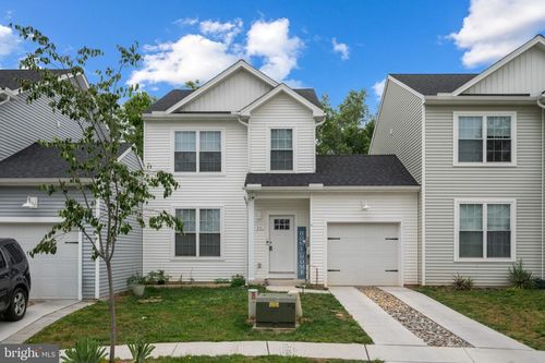31 Parkview Dr, CARLISLE, PA, 17013-2208 | Card Image