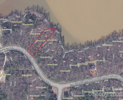 18-329 Terrapin Pointe, Hodges, SC, 29653 | Card Image